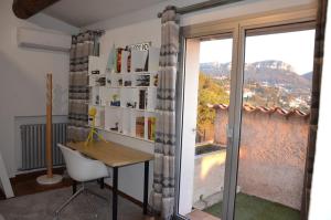 Üldine mäevaade või majutusasutusest Superbe villa vue et emplacement exceptionne pildistatud vaade