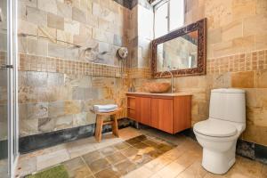 Bagno di Golden Ocean Azure Hotel