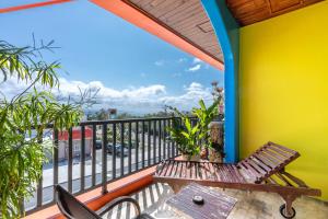 Balcone o terrazza di Golden Ocean Azure Hotel