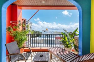 Balcone o terrazza di Golden Ocean Azure Hotel