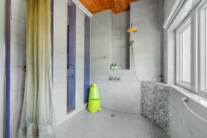 Bagno di Golden Ocean Azure Hotel