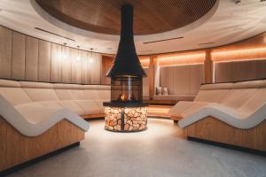 Część wypoczynkowa w obiekcie Ferienwelt Kesselgrub Hotel in Altenmarkt-Zauchensee