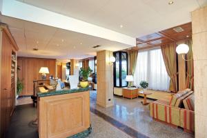 Posezení v ubytování Hotel L'Aquila