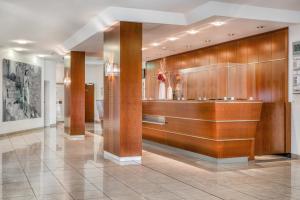 Vstupní hala nebo recepce v ubytování PARKHOTEL Hameln - ehemals Mercure Hotel Hameln