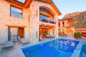 Πισίνα στο ή κοντά στο Villa Babadağ Esintisi Fethiye