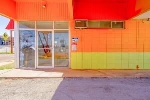 Fotografie z fotogalerie ubytování Wheeler Inn Texas, US - 83 By OYO v destinaci Wheeler