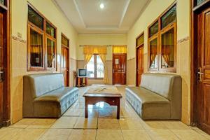 Posezení v ubytování OYO Life 91677 Hotel Citra Dewi 3