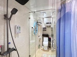 Salle de bains dans l'établissement Gulangyu Yuanzhongyuan Homestay