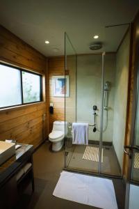 Radisson Blu Resort Dharamshala的一间浴室
