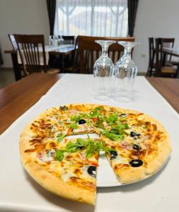 Foto dalla galleria di Pensiunea Cleja a Dobric