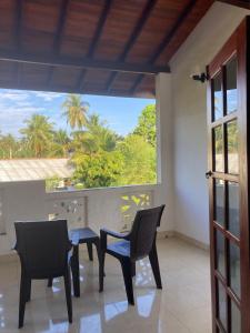 Balkón nebo terasa v ubytování Costa's Villa, Tropical Oasis, Mirissa Balcony Room