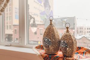 Ảnh trong thư viện ảnh của Luxury Boho-Inspired APT in Montreal ở Montréal