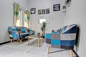 Posezení v ubytování SPOT ON 92012 Homestay Grand Mahkota Permai Syariah