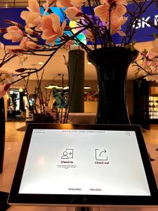 Galeriebild der Unterkunft Hotel Berlin, Berlin, a member of Radisson Individuals in Berlin