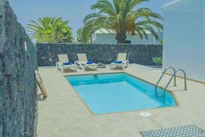 Bazén v ubytování Casa Manai tranquilidad en el sur de Lanzarote nebo v jeho okolí