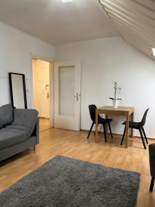 Posezení v ubytování Convenient Apartment for 2