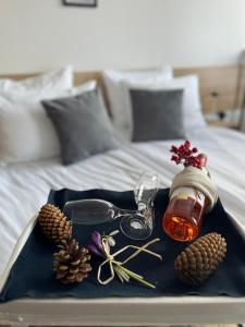 En eller flere senge i et værelse på Apartment for rest in Borovets