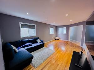 Gambar di galeri bagi Spacious Family Retreat di Brampton
