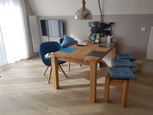 O zonă de relaxare la Ferienhaus Ankerplatz In Börgerende Rethwisch