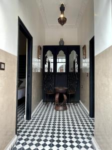 Un lugar para sentarse en Riad Ta'achchaqa