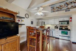 Η κουζίνα ή μικρή κουζίνα στο Mariner's Watch 4267