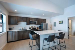 Kuchyň nebo kuchyňský kout v ubytování Jewel View Cottages Unit 1, 1BD1BA