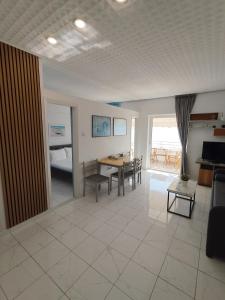 Kuchyň nebo kuchyňský kout v ubytování Atlas-Unlimited Sea View Apartment