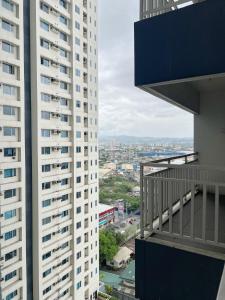 Balkoni atau teres di The Bauhaus near Eastwood