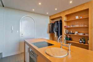 Gallery image of Uniek ingerichte ruimte met magnifiek zeezicht! in Bruges