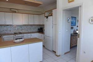 Kuchyň nebo kuchyňský kout v ubytování Top floor 3bed 2bath with stunning 360 view