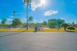 Fotografie z fotogalerie ubytování Vali Ho Motel By OYO Weslaco Mercedes v destinaci Weslaco