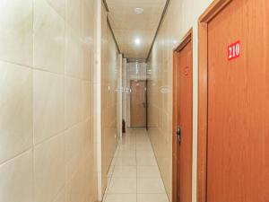 Fotografija v galeriji nastanitve SUPER OYO 92672 Hotel Bsd v mestu South Tangerang