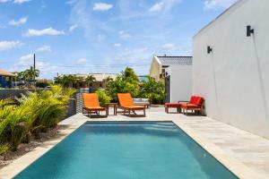 Gallery image of FourVillas with Private Magnesium Pool 3 min to the Beach & Dive Rinse Tank in Belnem