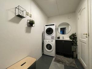 ภาพในคลังภาพของ The Green House of Stavanger BnB 14 -Central, Sauna and Airport Shuttle ในสตาวังเงร์
