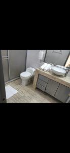 Ένα μπάνιο στο Najuve +22 φωτογραφίες