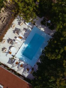 Bazén v ubytování Bora Bora Beach Club & Hotel nebo v jeho okolí