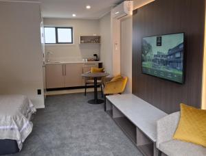 Kuchyň nebo kuchyňský kout v ubytování Distinction Coachman Hotel, Palmerston North