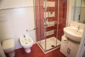 Koupelna v ubytování B&B Al Vecchio Olmo
