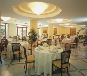 Restaurace v ubytování Hotel Zi' Teresa