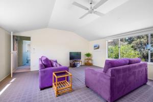 Μια τηλεόραση ή/και κέντρο ψυχαγωγίας στο Retro Gem on Jackson