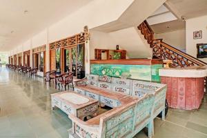 Fotografie z fotogalerie ubytování Capital O 93236 Hotel Hapel Negara v destinaci Banyubiru