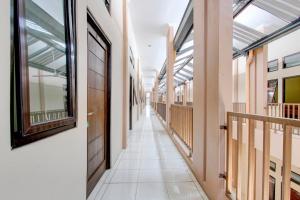 Fotografie z fotogalerie ubytování SPOT ON 93245 Guest House Mulia Dua Syariah v destinaci Klaten + 22 fotografií