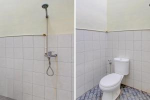 Koupelna v ubytování SPOT ON 93245 Guest House Mulia Dua Syariah