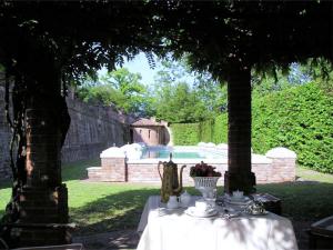 Gallery image of Heritage Holiday Home in Gabiano with Swimming Pool in Gabiano