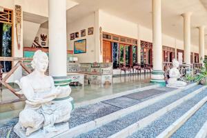 Fotografie z fotogalerie ubytování Capital O 93236 Hotel Hapel Negara v destinaci Banyubiru