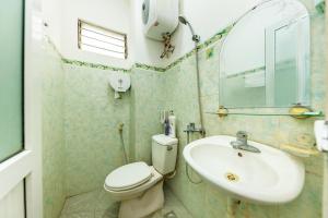 Koupelna v ubytování Binh Minh Ngoc Khanh Hotel