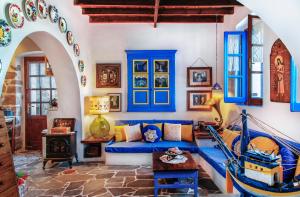 Χώρος καθιστικού στο Villa Daphne