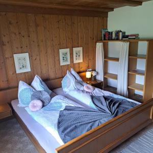 Postel nebo postele na pokoji v ubytování Ferienwohnung Schatzhof
