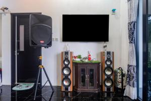 Gallery image of OYO 94049 Pondok Accilia in Megamendung