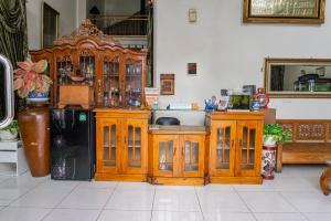 Fotografie z fotogalerie ubytování OYO 94067 The Roy Suite Guest House v destinaci Bandar Lampung